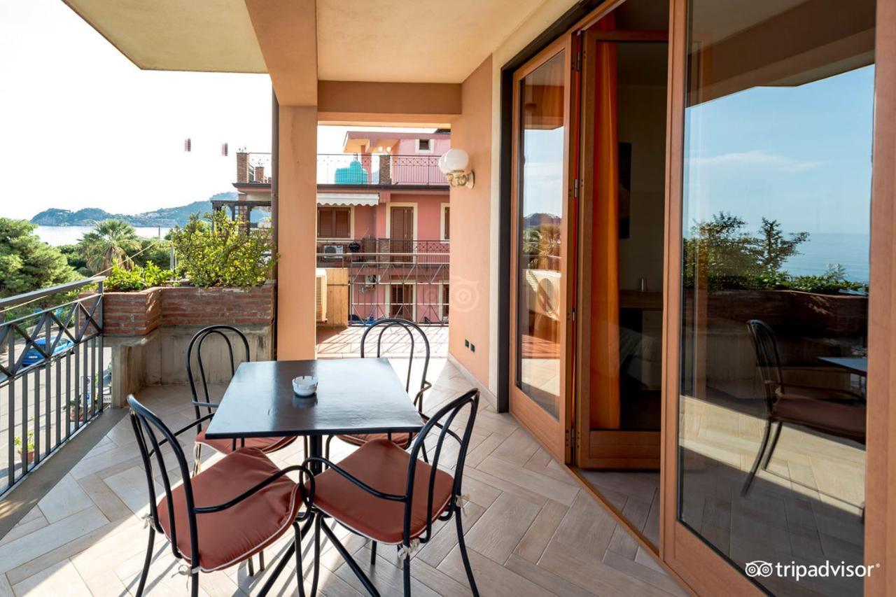 Taormina Hotel Calipso มาซเซโอ ภายนอก รูปภาพ
