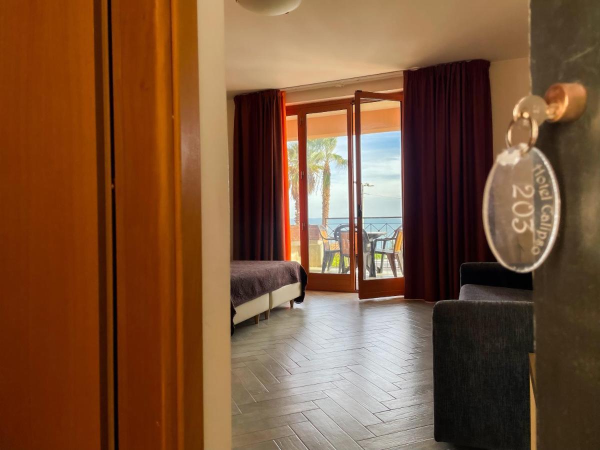 Taormina Hotel Calipso มาซเซโอ ภายนอก รูปภาพ