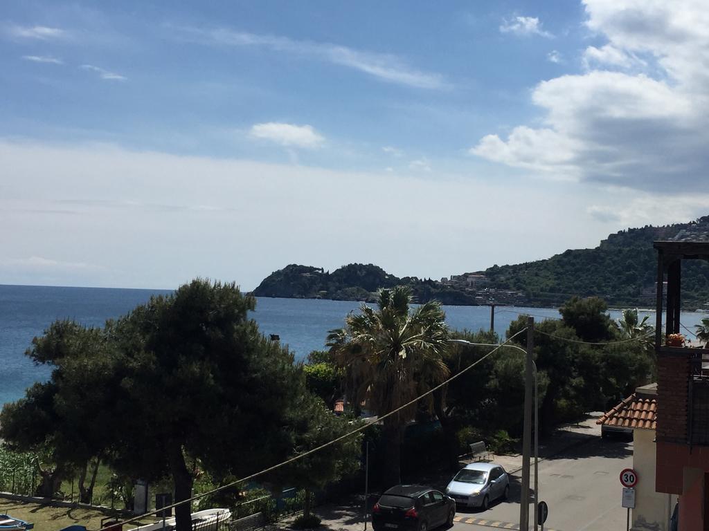 Taormina Hotel Calipso มาซเซโอ ภายนอก รูปภาพ